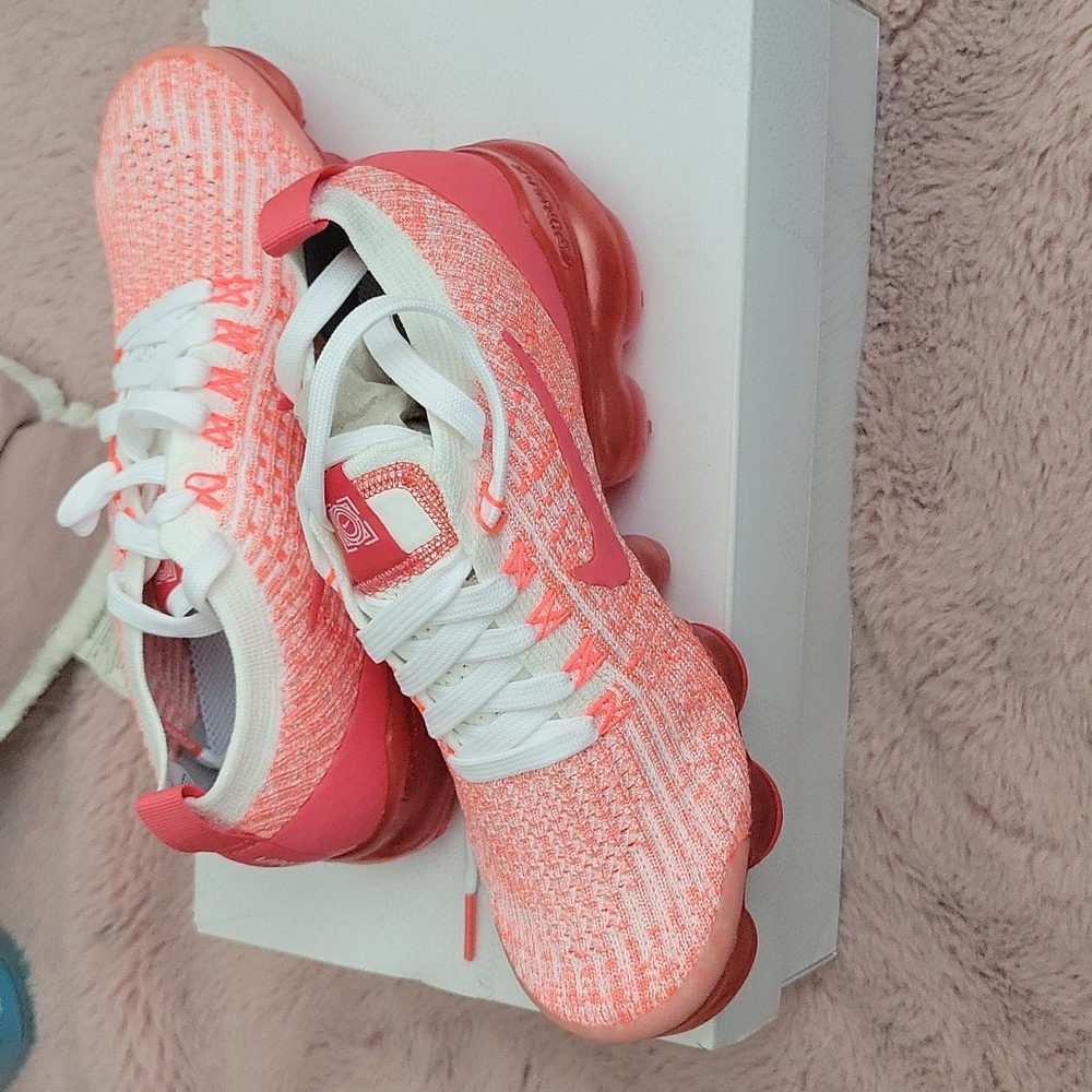 Nike flyknit vapormax